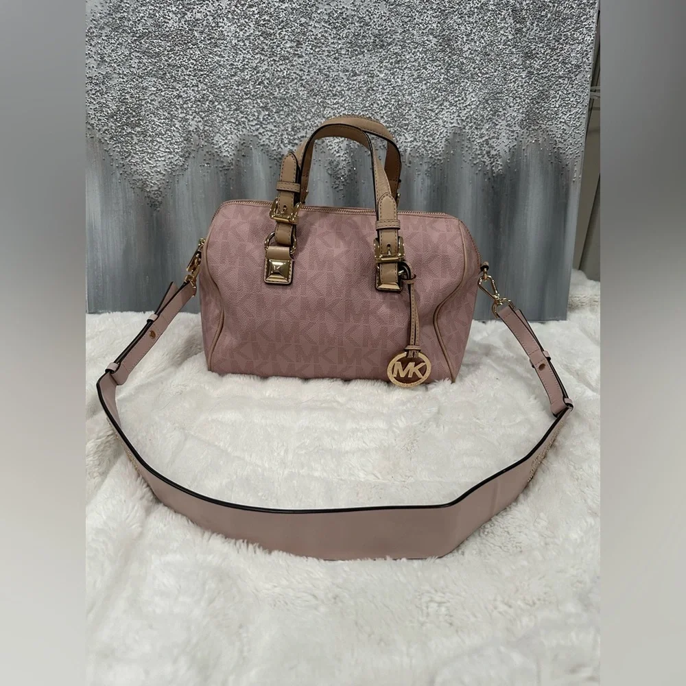 Michael Kors Grayson Satchel in Pink With Wallet - Picture 3 of 11